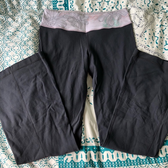 Lululemon Pants - Picture 1 of 3